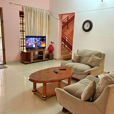 La Casa Trivandrum 4 Bhk Ac Luxury Villa At City Centre, Just 6 Kms To Airport Thiruvananthapuram Extérieur photo