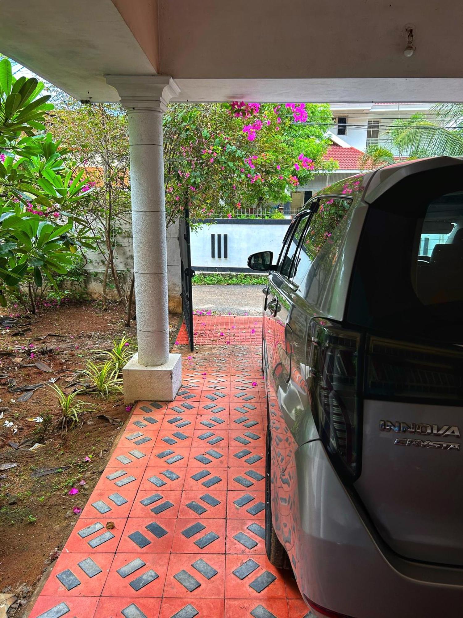 La Casa Trivandrum 4 Bhk Ac Luxury Villa At City Centre, Just 6 Kms To Airport Thiruvananthapuram Extérieur photo